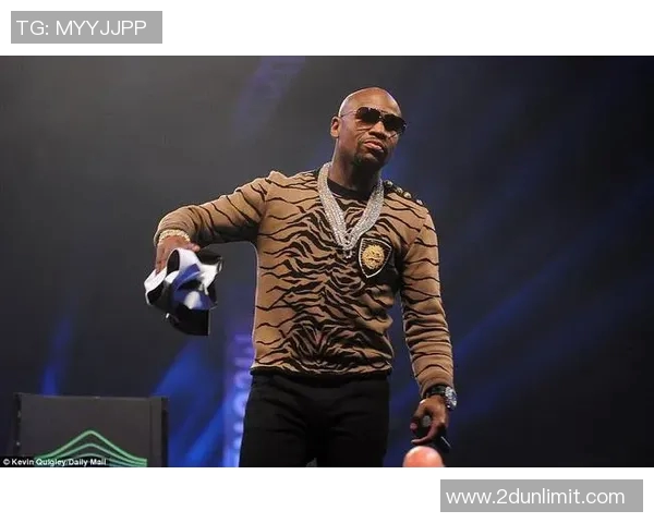 梅威瑟与嘴炮对决是否存在不公平因素引发热议